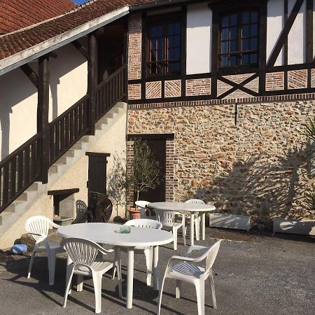 Le Domaine Du Cellier Bed & Breakfast Sezanne Exterior photo